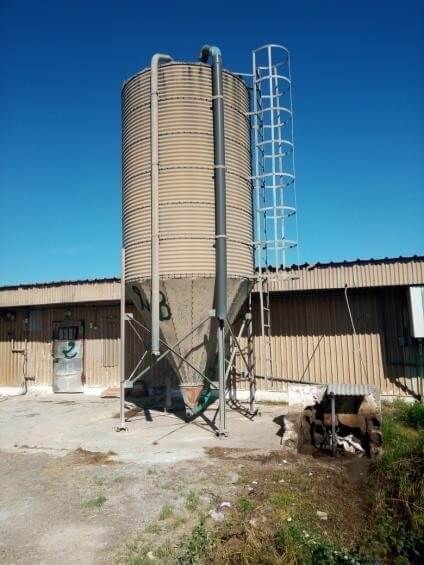 Bâtiment d'élevage de poulet