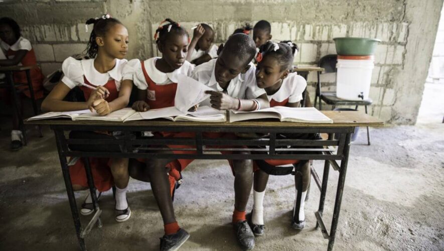 La socialisation : le monde social et l’approche individualiste