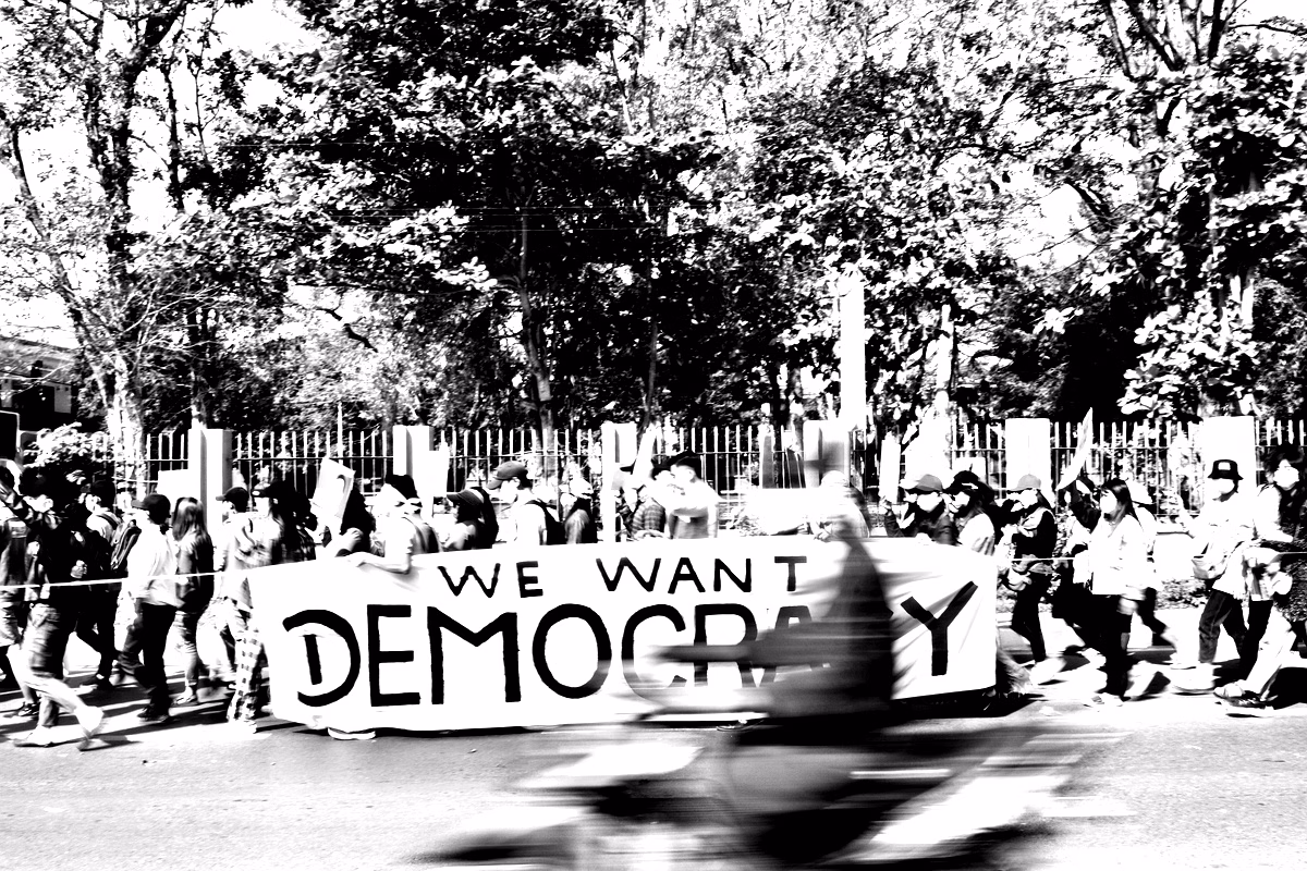 Démocratie et développement au Cameroun : analyse