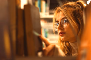 Dialogue dans Ravisseur de Leila Marouane : Analyse