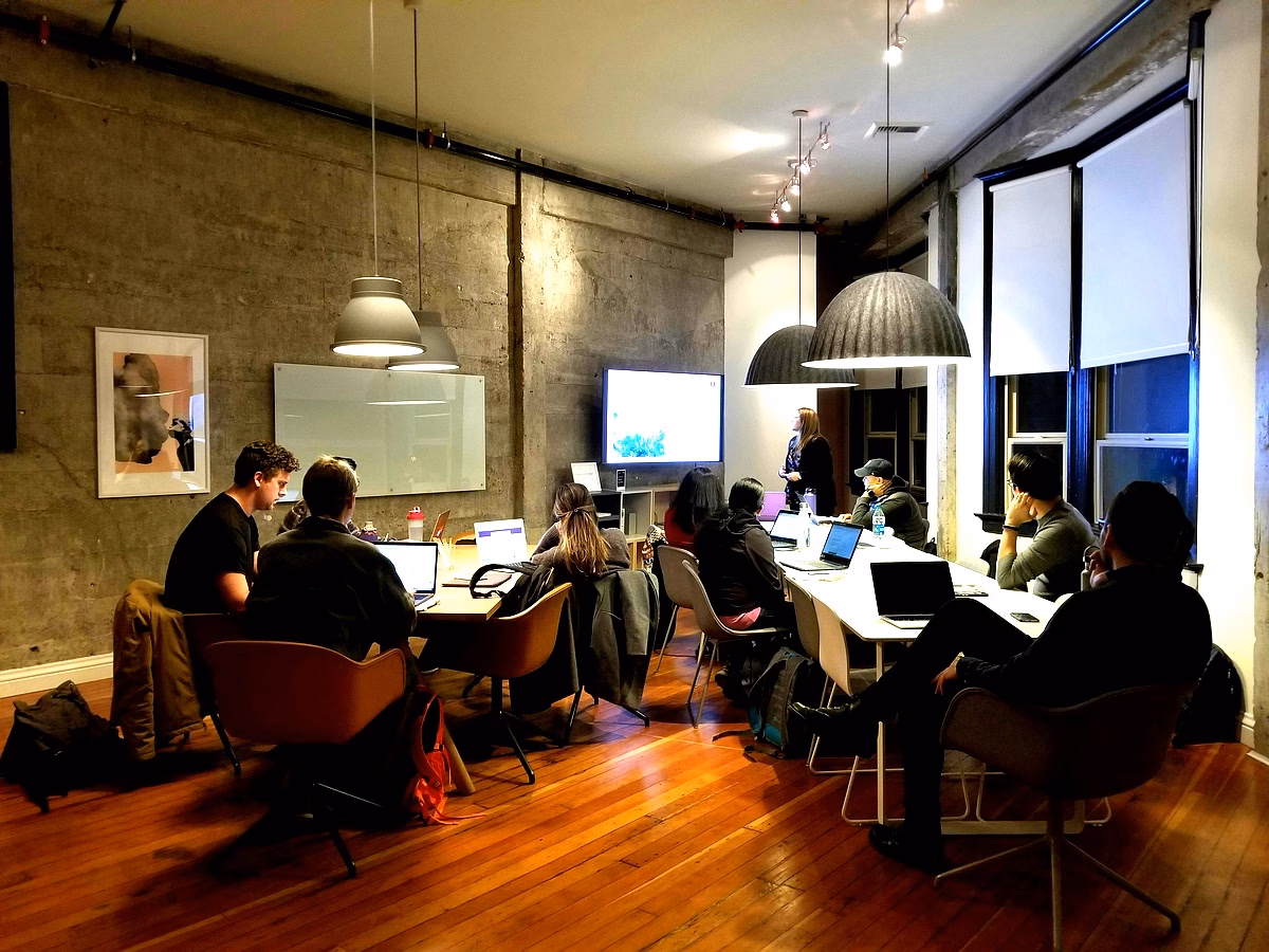 Missions de co-création chez Fanvoice : une expérience unique