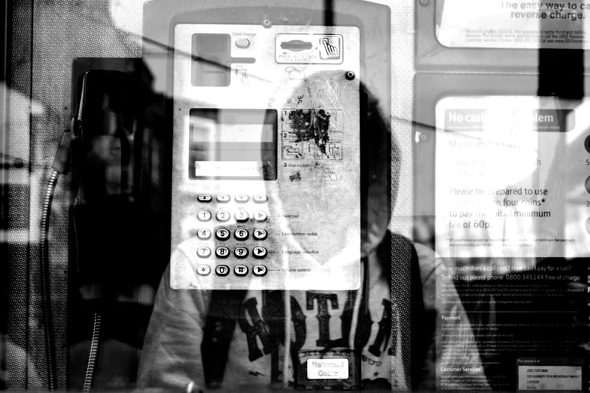 Implications politiques des contrats électroniques au Bénin