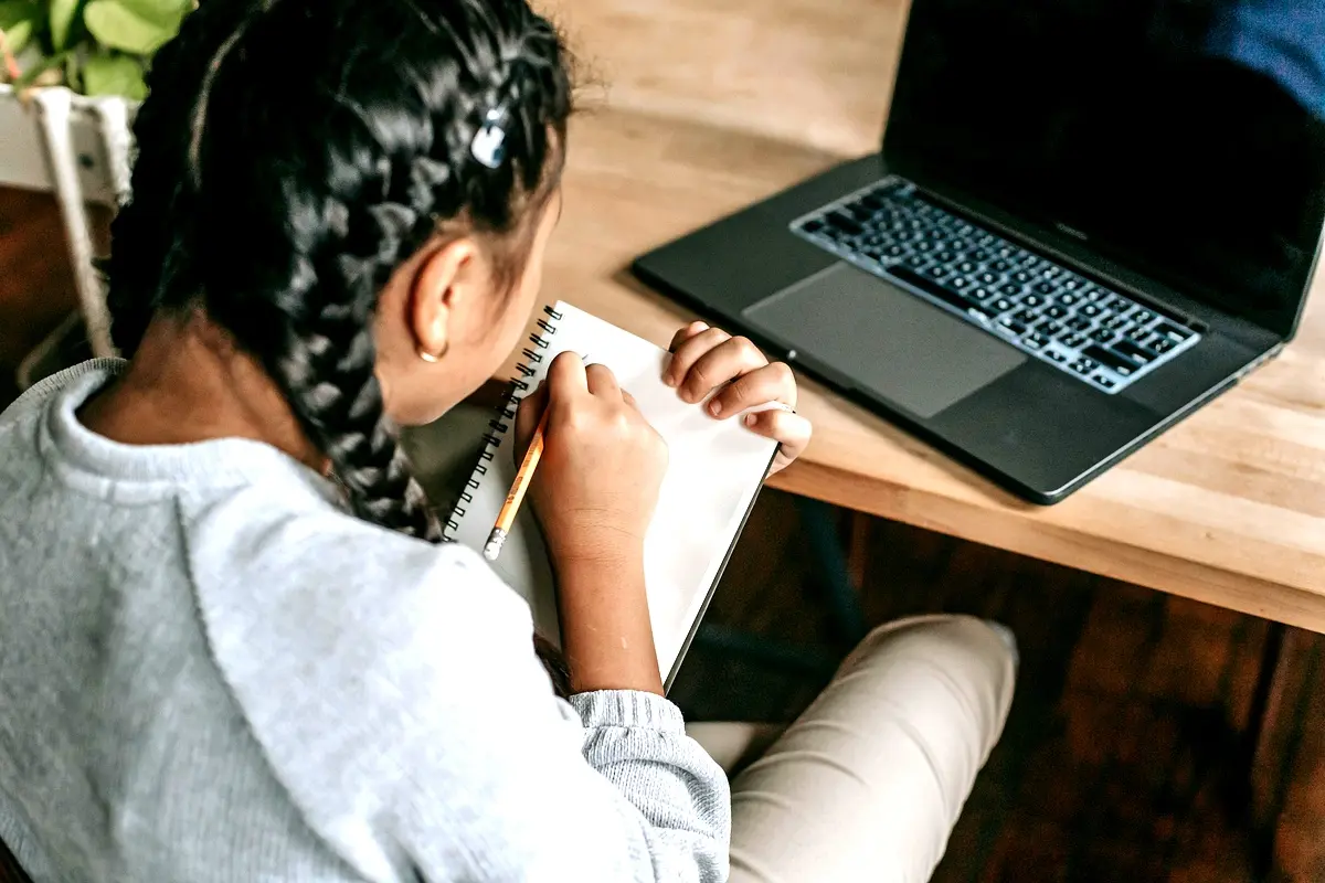 Défis et solutions pour la gratuité scolaire en RDC
