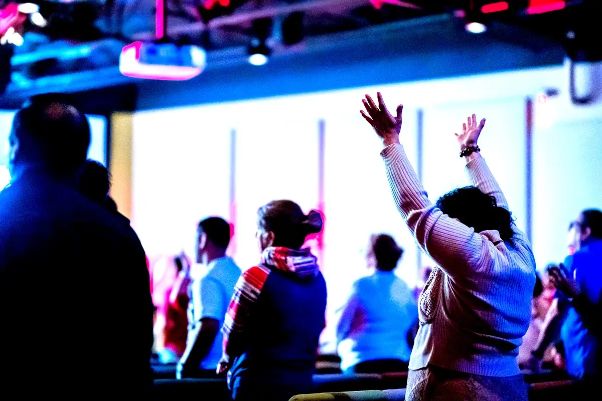 Écart entre besoins des familles et réponses des Églises