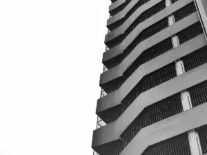 Stratégies de mise en œuvre pour un bâtiment R+9 à Sétif