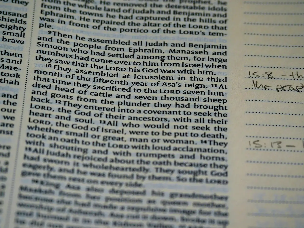 Perspectives d'avenir sur l'identité dans La Nuit des Origines