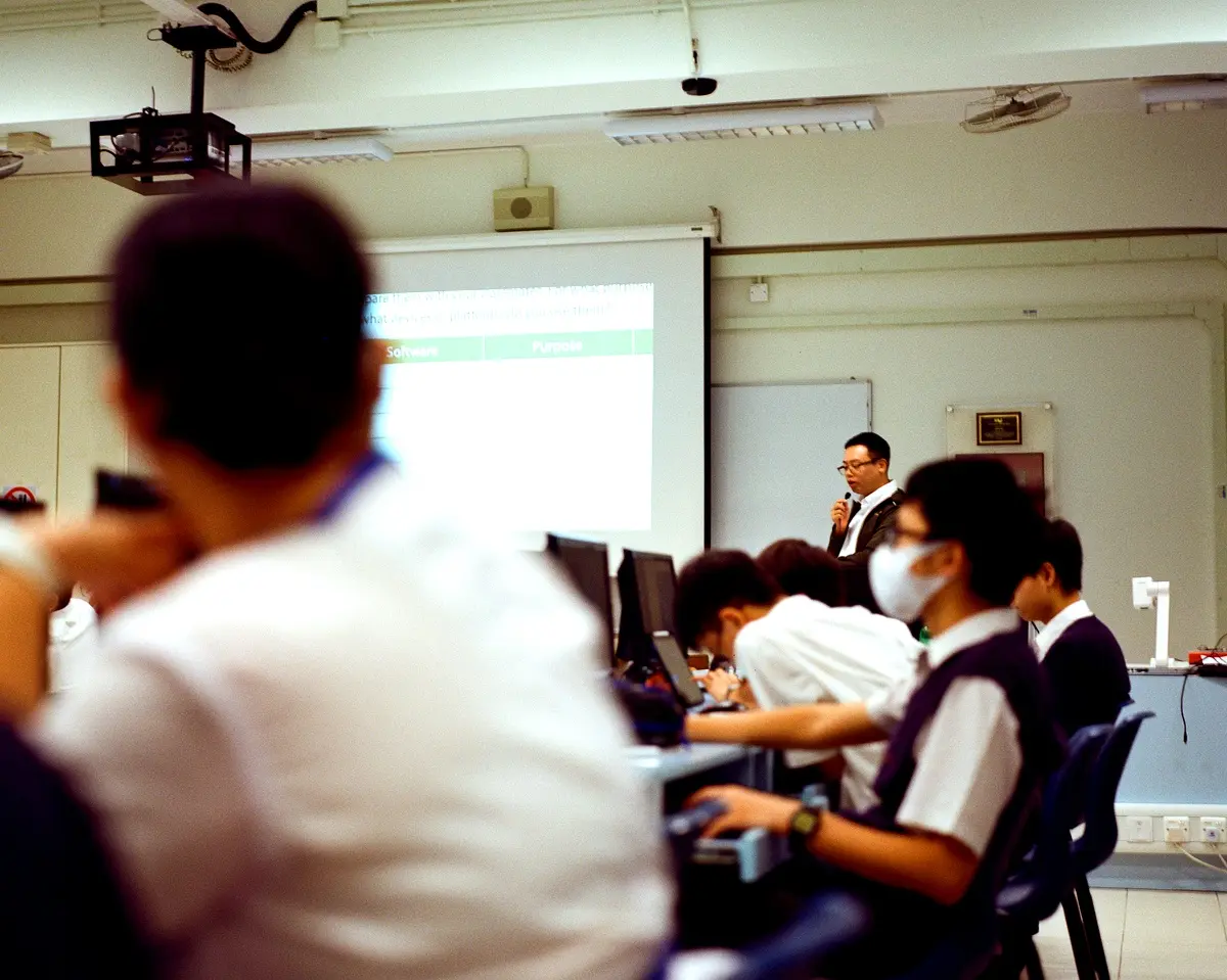 Perspectives futures des TIC en éducation : enjeux et stratégies