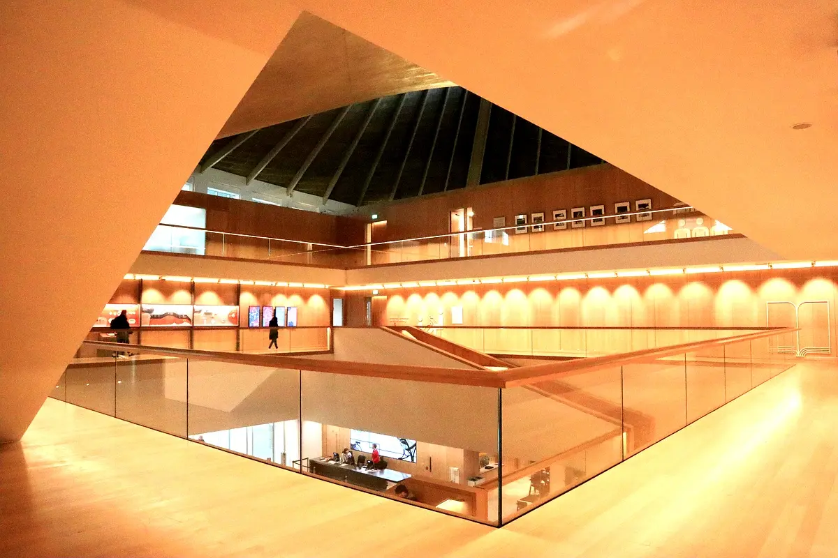 Applications Pratiques pour la Culture Béninoise en 2024