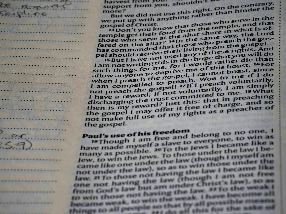 Analyse comparative des discours d'Aristide : révélations essentielles