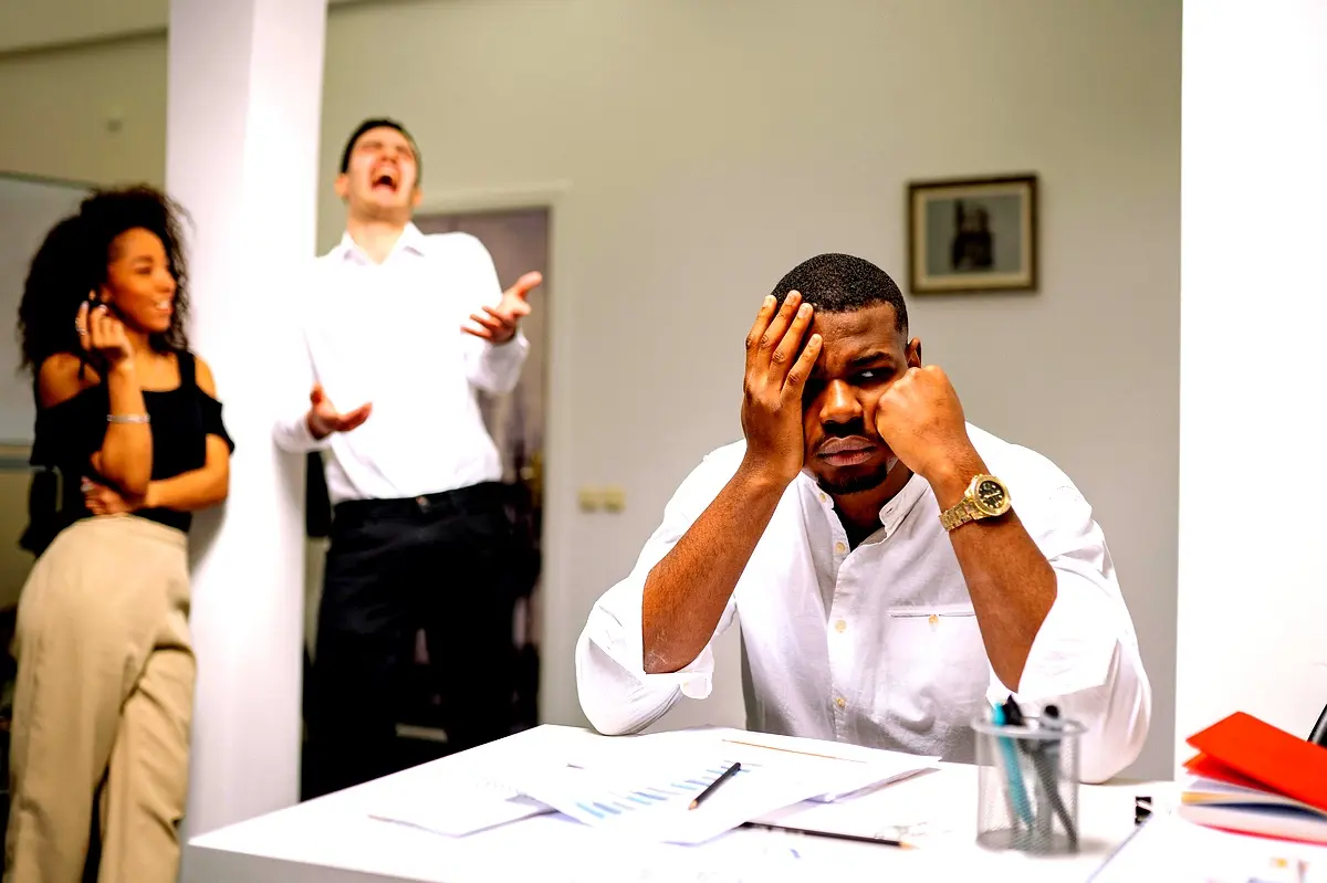 Méthodologie essentielle pour résoudre les conflits culturels