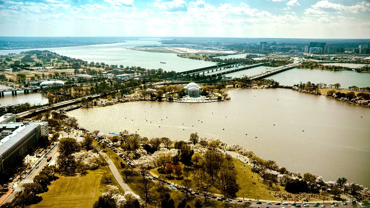 Impact des inondations à Douala : Analyse approfondie