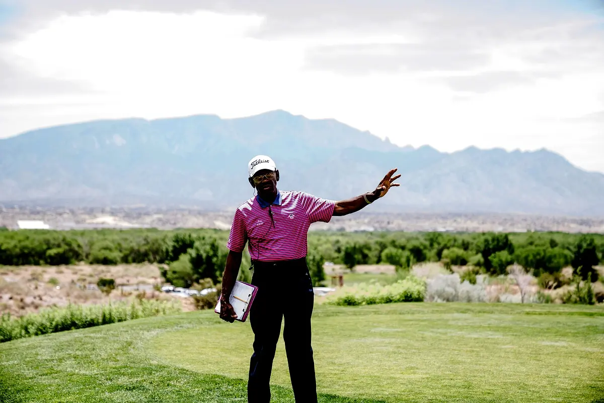 Analyse comparative des clubs sportifs en Tunisie