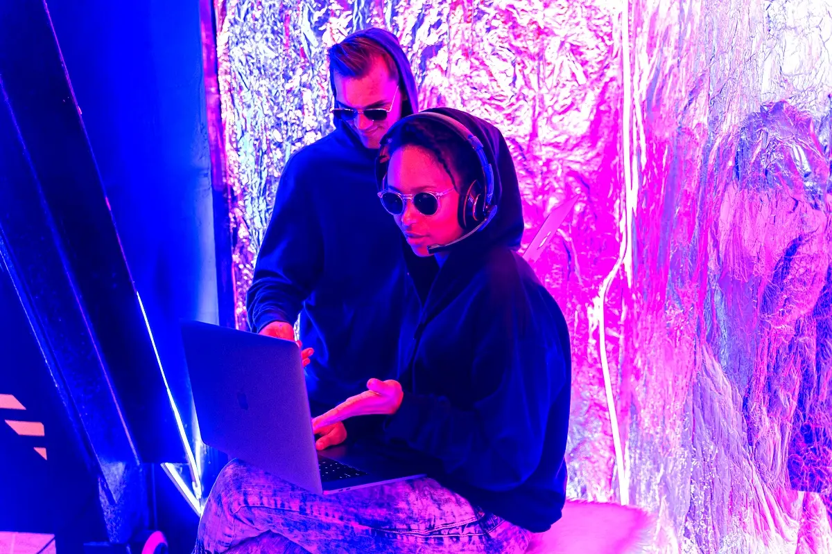 Implications politiques de l'autogestion en 2023