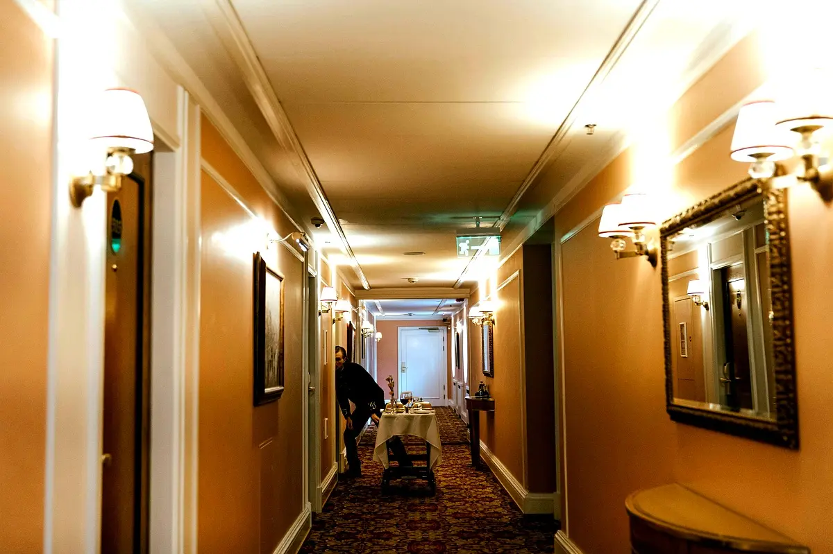 Applications pratiques de la qualité de service dans l'hôtellerie