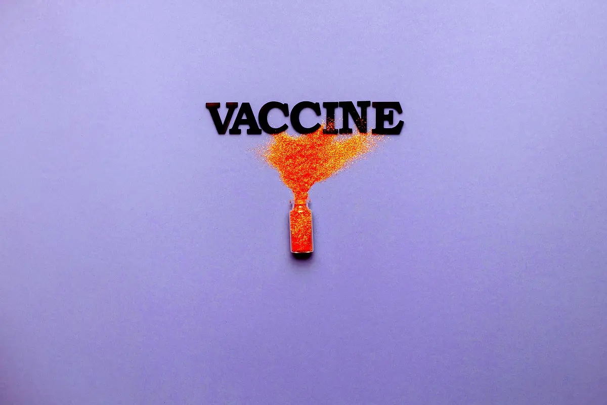 Analyse comparative des causes de prise en charge des hernies inguinales