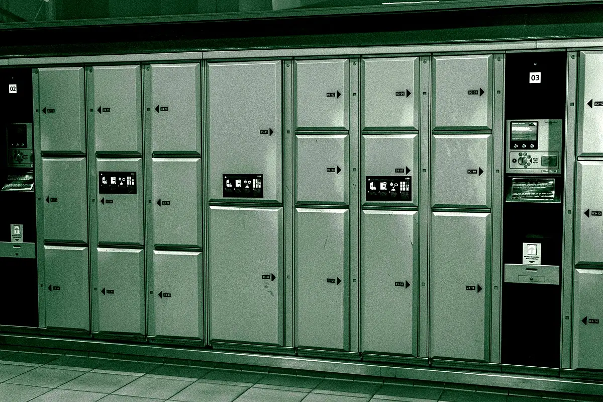 Analyse comparative des systèmes RFID dans le transport public