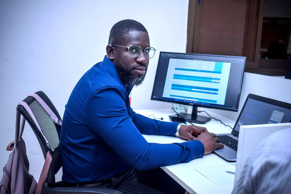 Analyse comparative des TIC en éducation au Bénin