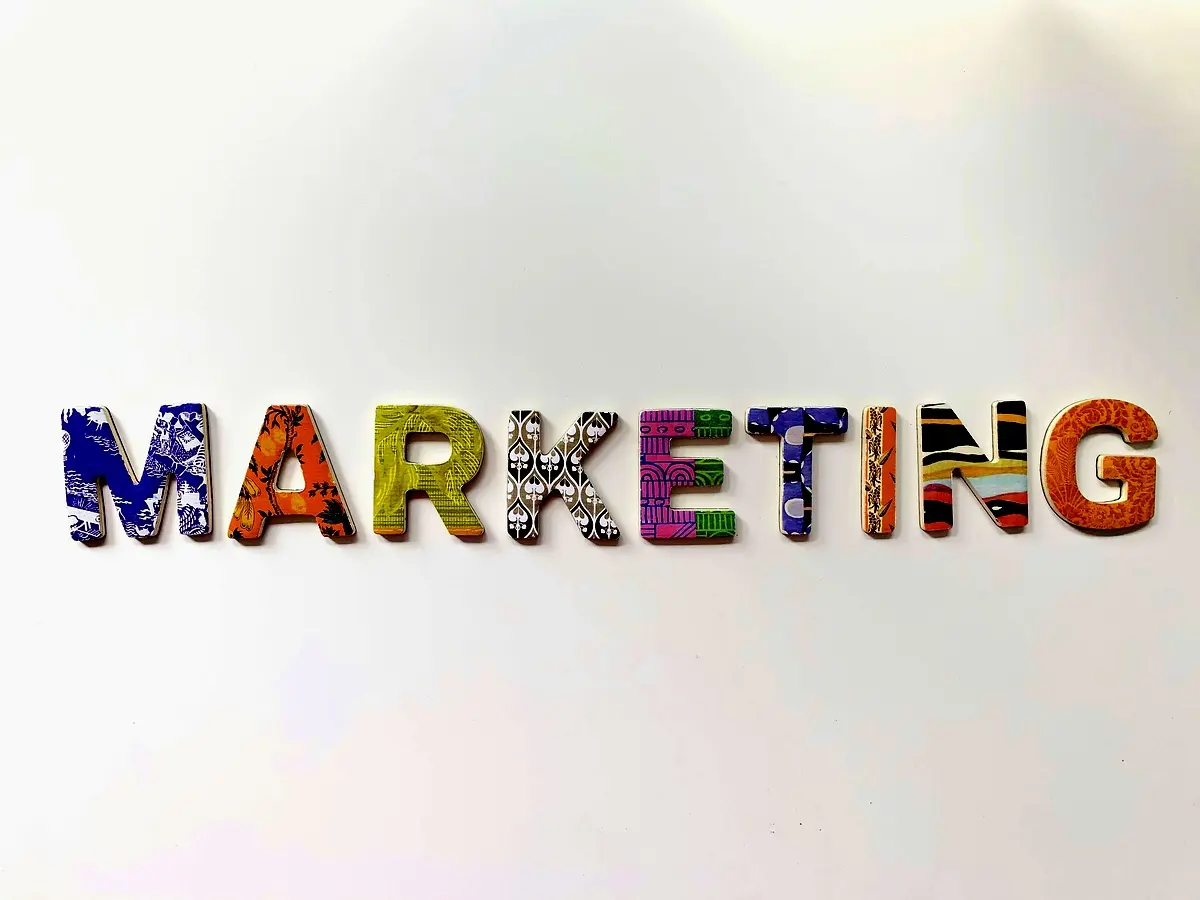 Stratégies de mise en œuvre pour la communication d'entreprise