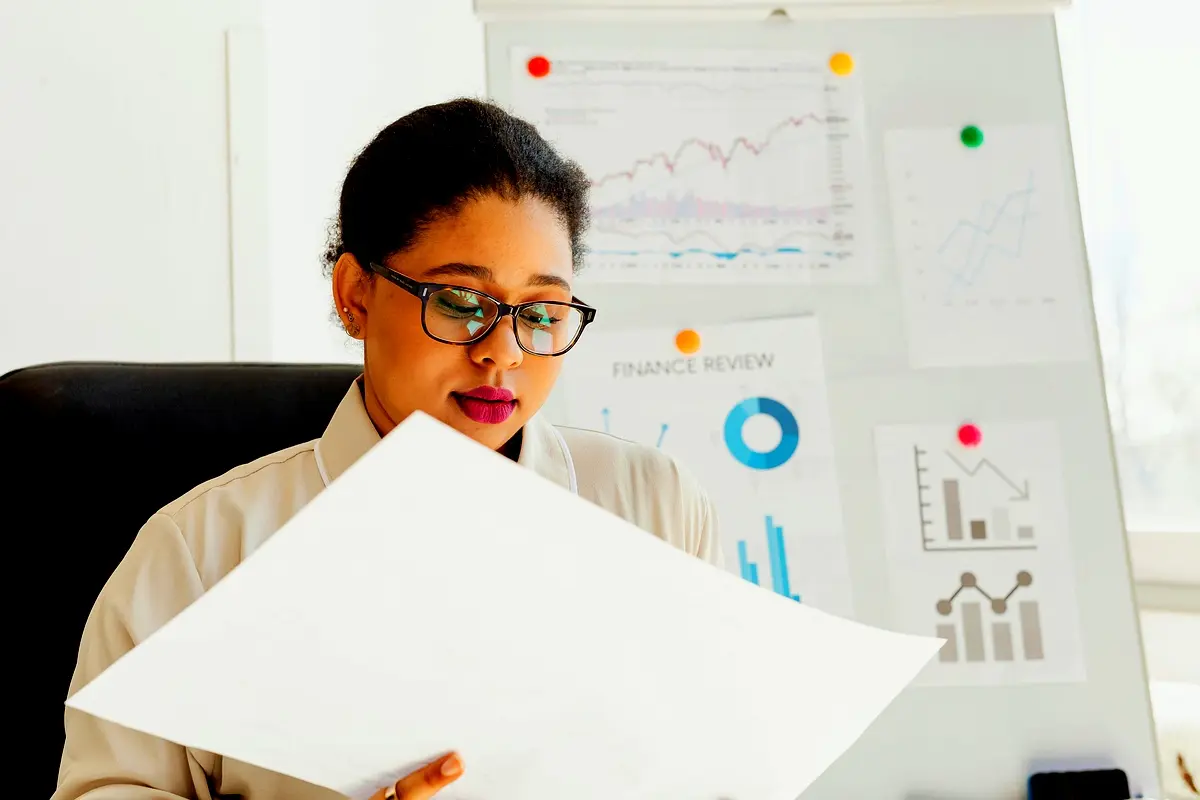 Implications politiques de l'évaluation dans la comptabilité