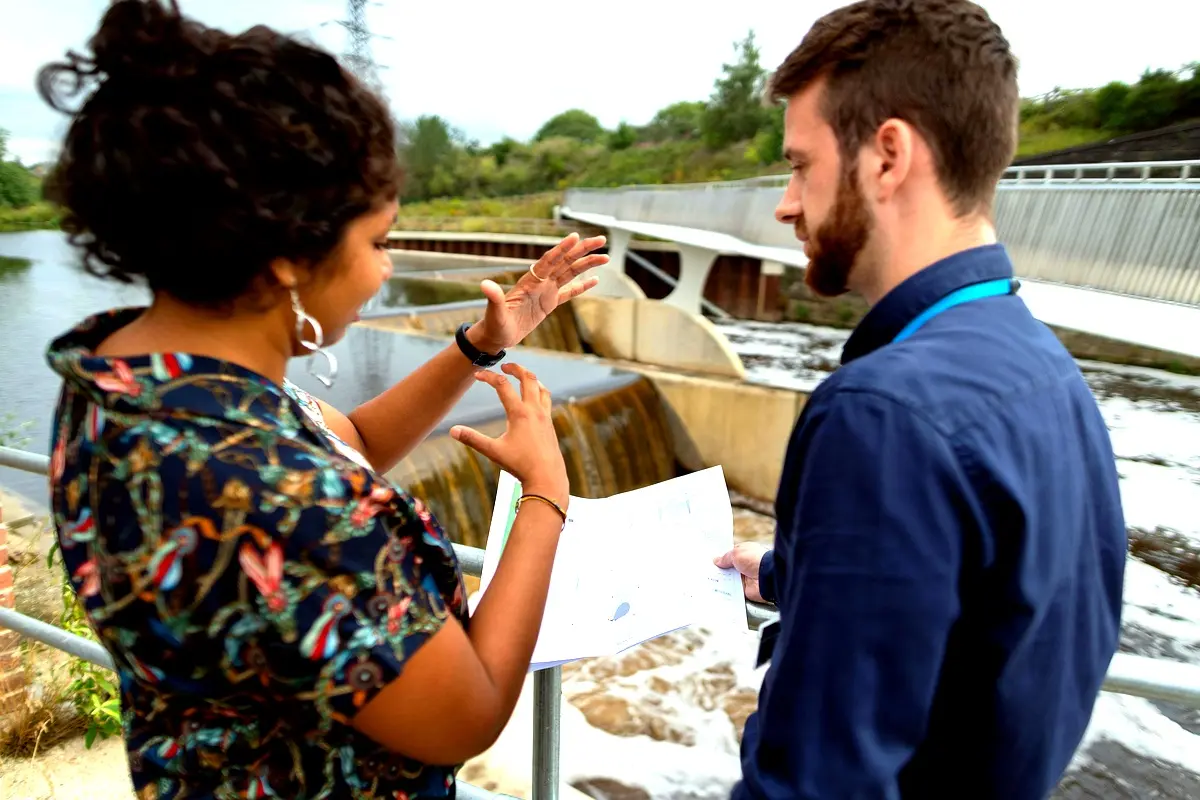 Implications politiques des centres d'enfouissement technique