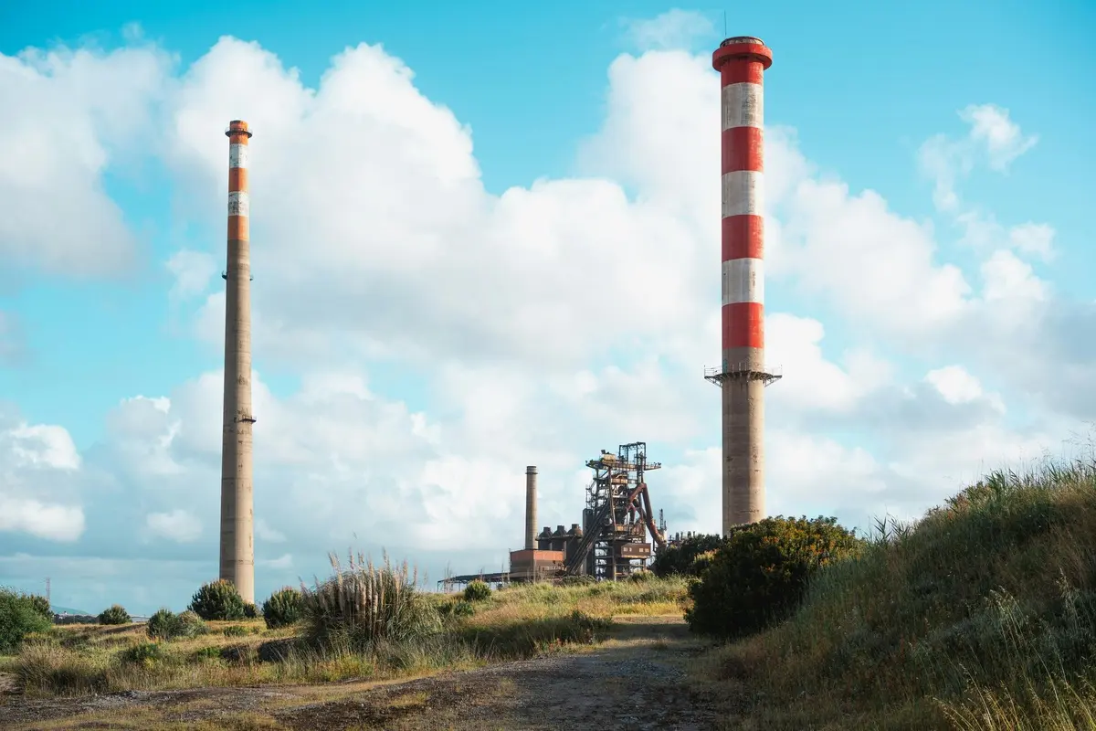 Implications politiques pour la restructuration de Mososo