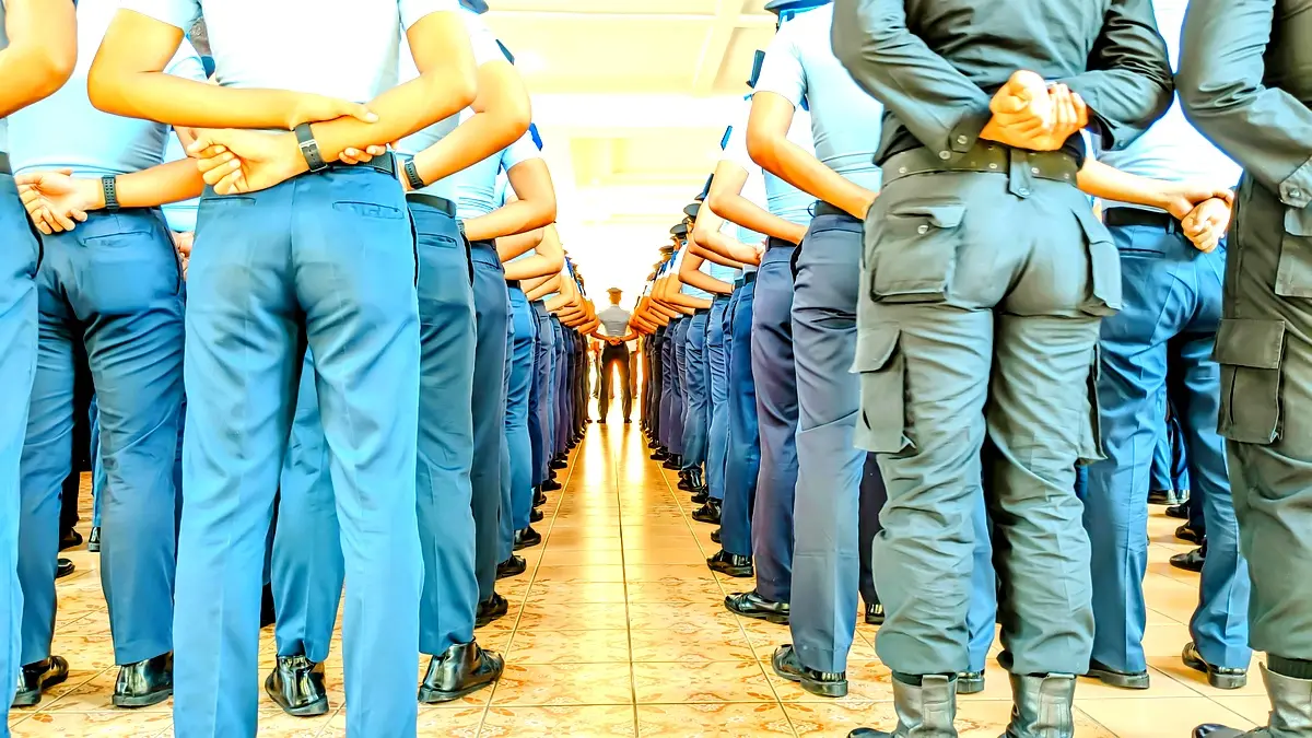 Réinsertion des ex-détenus : Stratégies innovantes pour le développement personnel